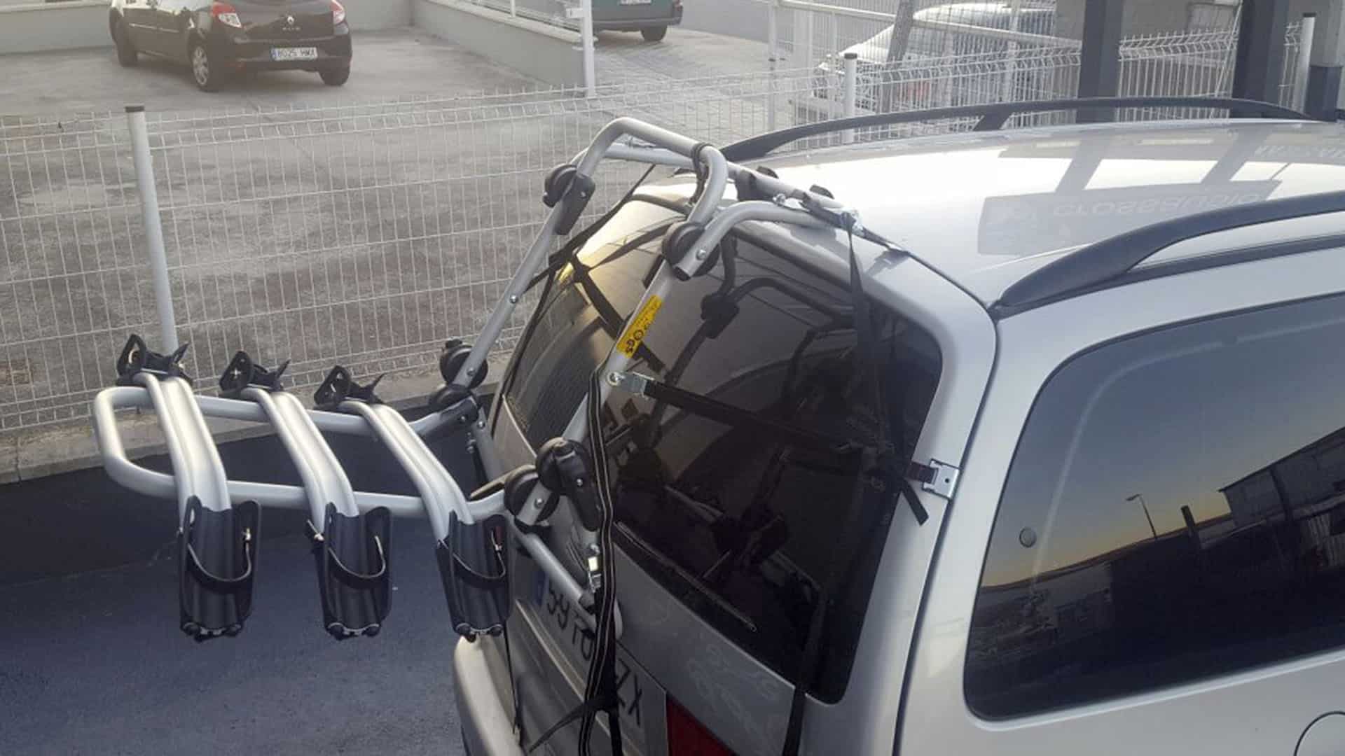 Portabicicletas de Portón en Seat Alhambra - Cross Audio. Equipamiento para  vehículos